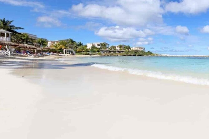 Jamaica Shore Excursion: Grand Palladium All Inclusive Resort Day Pass