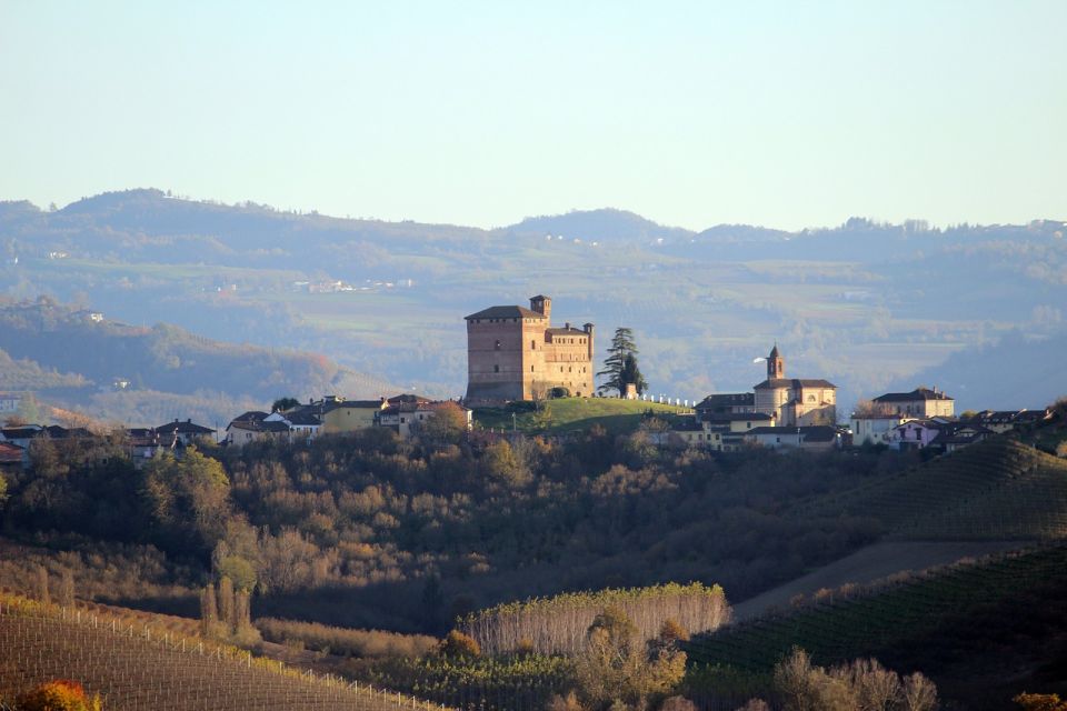 Langhe / Barolo / Alba - Ferrari Tour - Ferrari Portofino Rental and Inclusions