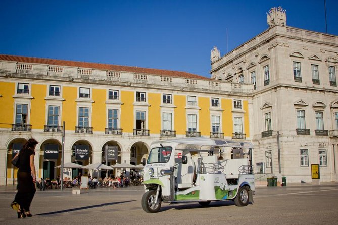 Lisbon: 5-Hour All Inclusive Tour on a Exclusive Tuk Tour
