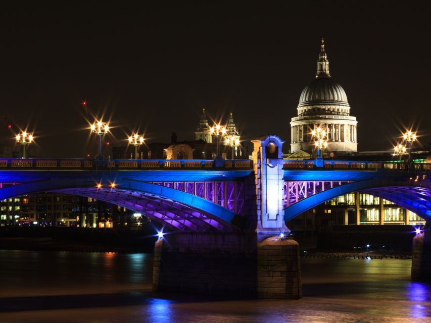 London Bridge 1.5-Hour Ghost Walking Tour - Visit a 16th-Century Pub