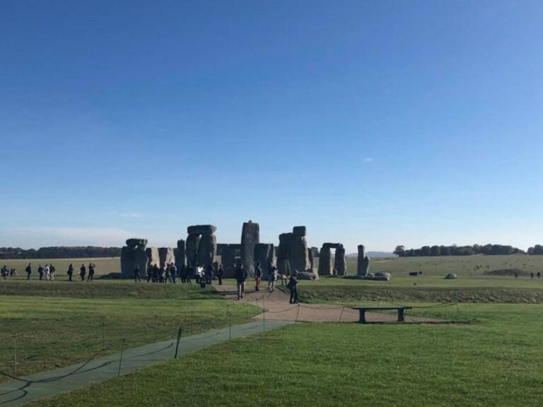 London: Stonehenge Private Transfer With Optional Guide Pickup And Drop Off Options