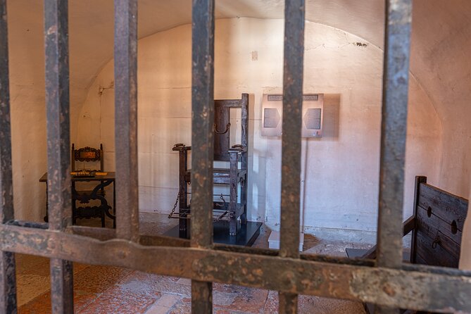 Lords Of The Night Prisons Palace: Cells And Torture Tools Escorted Visit Overview Of The Lords Of The Night