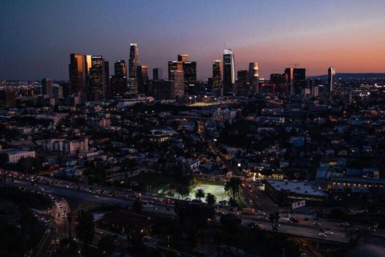 Los Angeles: 20 Minutes Hollywood Celebrity Helicopter Tour Activity Details