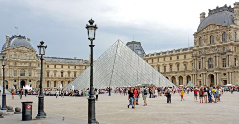 Louvre Highlights: Semi Private Guided Tour (6 Max) + Ticket Tour Highlights