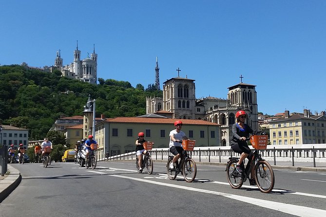 Lyon Electric Bike Tour Including Food Tasting With a Local Guide