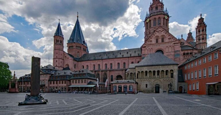 Mainz: Private Christmas Market Tour Taking In Festive Ambiance