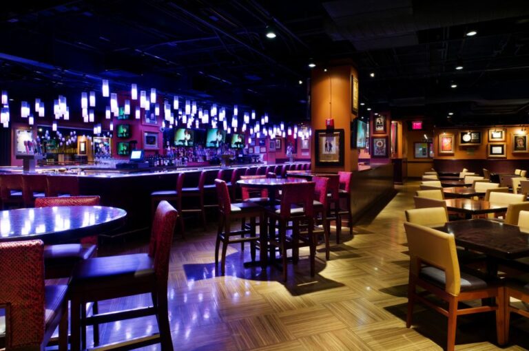 Meal At Hard Rock Cafe New York Times Square Location And Duration