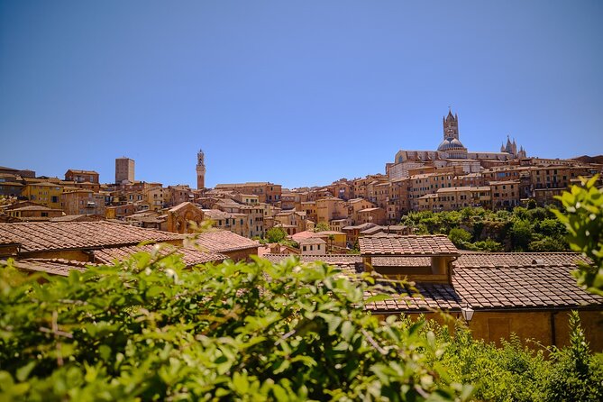 Medieval Gems Of Tuscany: Siena, San Gimignano And Monteriggioni Exploring The Historic Towns