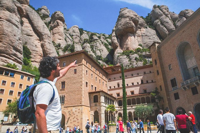 Montserrat Private Tour, Cable Car & Picnic By Train Journey By Cog Train