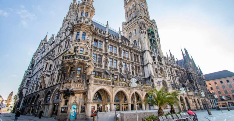 Munich: Express Walk With a Local in 90 Minutes