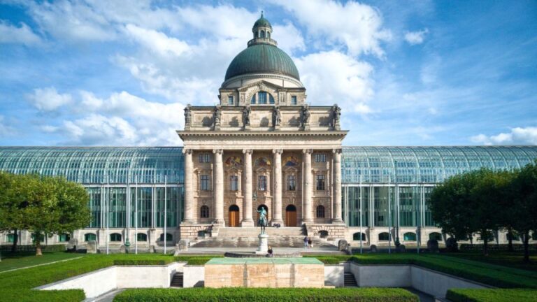 Munich: Private Guided Walking Tour With Residenz Museum Munichs Fascinating History