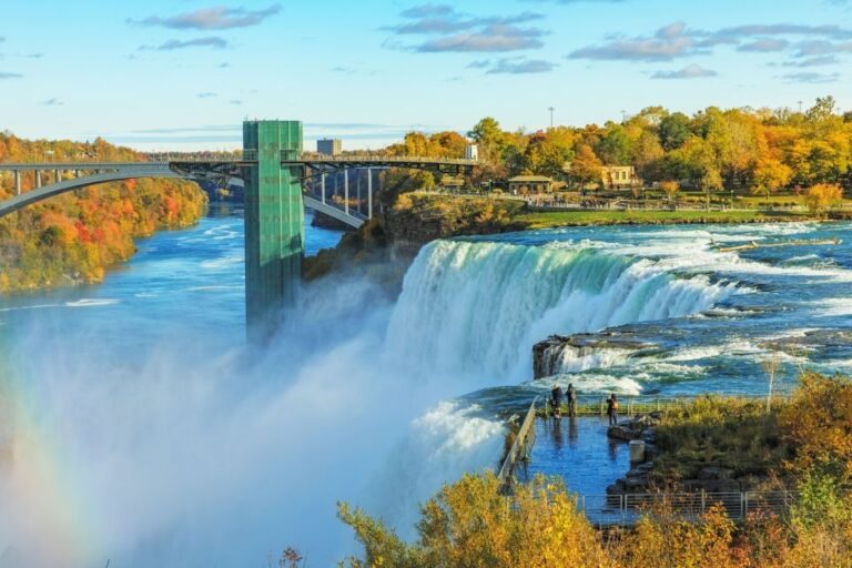 Nf Usa: Maid Of The Mist, Cave Of The Winds, & Hotel Pickup Tour Overview