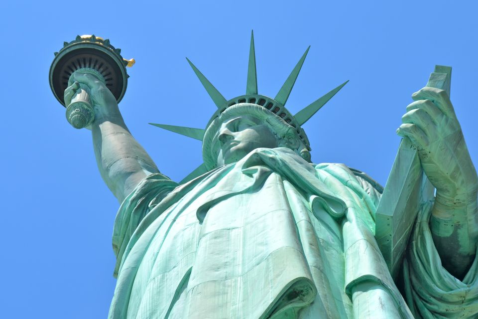 Nyc: Statue of Liberty & Ellis Island Guided Tour With Ferry - Tour Overview