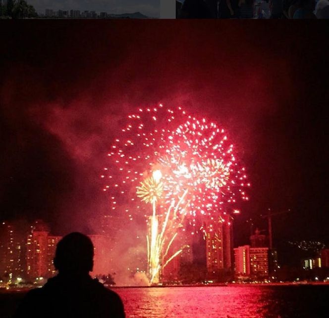 Oahu: Waikiki Friday Night Fireworks Cruise Experience Highlights