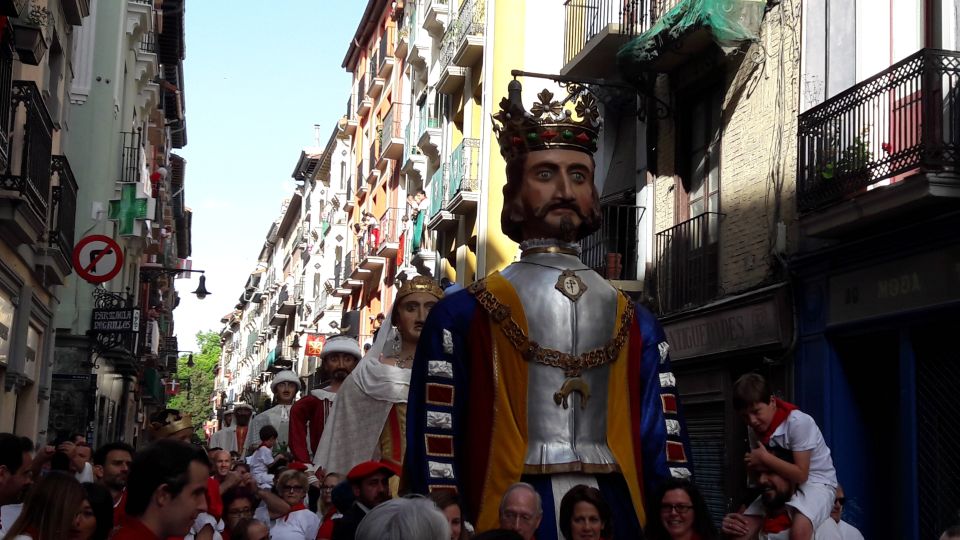 Pamplona: Best of the City Private Tour - Tour Overview