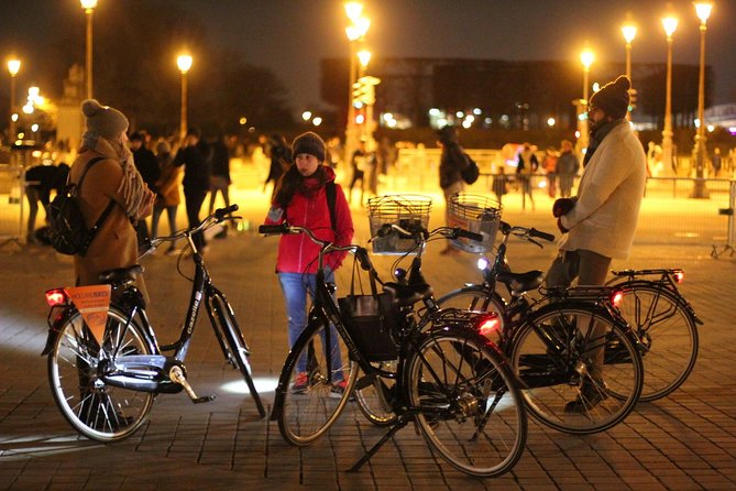 Paris By Night: 3 Hour Guided Bike Tour Tour Details