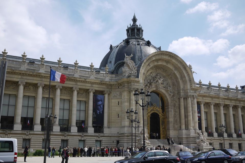 Paris Champs-Élysées 2-Hour Private Walking Tour - Highlights of the Tour