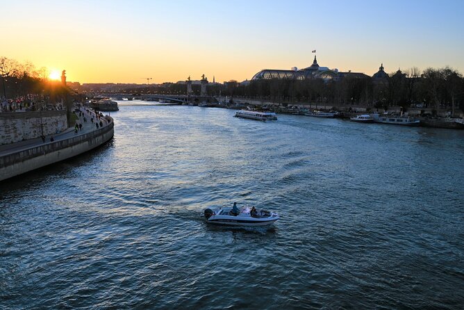 Paris Seine River Private Boat Embark Near Eiffel Tower - Availability and Cancellation