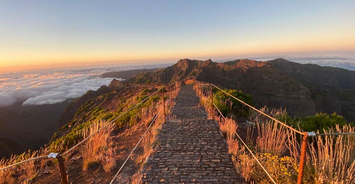 Pick up in Machico - PR1 and PR1.2 Hike Pico Ruivo - Arieiro - Activity Overview