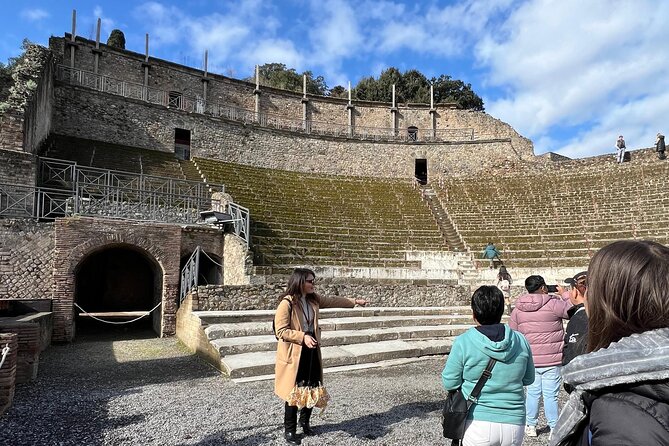 Pompeii Vesuvius Day Tour From Naples With Italian Lunch and Wine