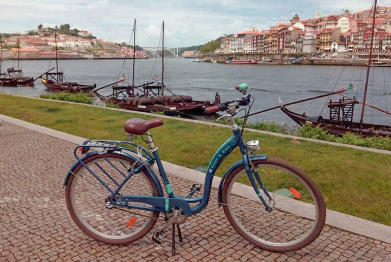 Porto: City Bike Rental Activity Overview