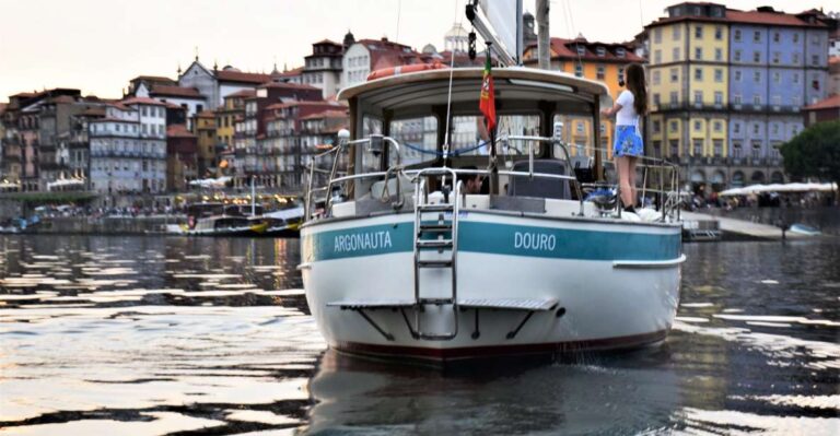 Porto: Douro River Sailing Cruise With Local Guide & Drinks Activity Overview