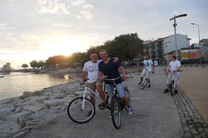 Porto Downtown and Sightseeing Bike Tour - Tour Overview