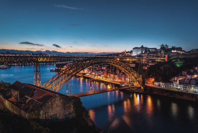 Porto: Guided Historical Center Tuk Tuk Tour Tour Overview