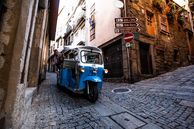 Porto Half-Day Private Tour With Tuk Tuk and Lunch