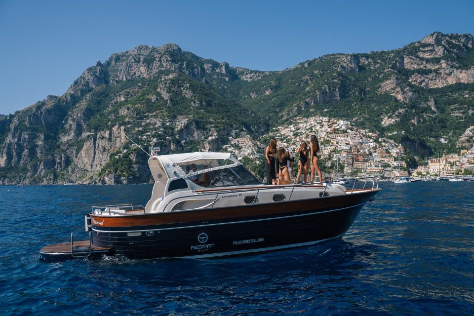 Positano: Boat Tour of Capri With Drinks and Snacks - Overview of the Boat Tour