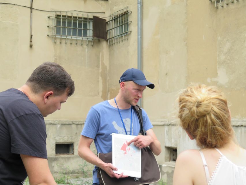 Potsdam: City Tour in a Soviet Minibus - Soviet War Cemetery