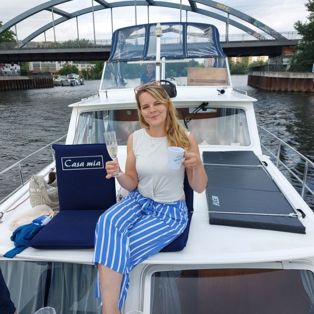 Potsdam: Private Harbor And Castle Sightseeing Cruise Luxurious Cruise Experience