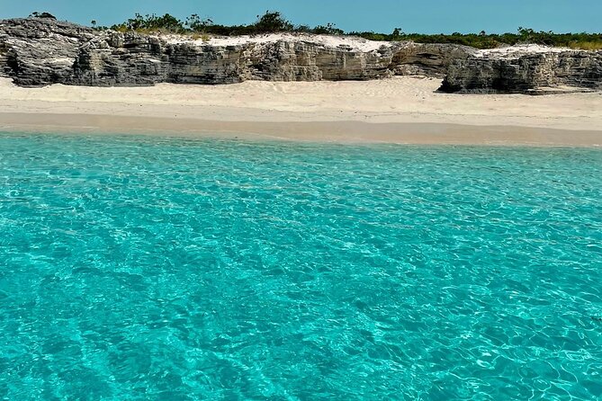 Private 7 Hour Catamaran Tour In Turks And Caicos Inclusions