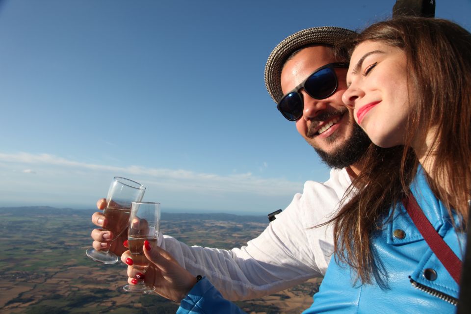 Private Balloon Flight for Two or 4 Pax From Barcelona - Experience Overview