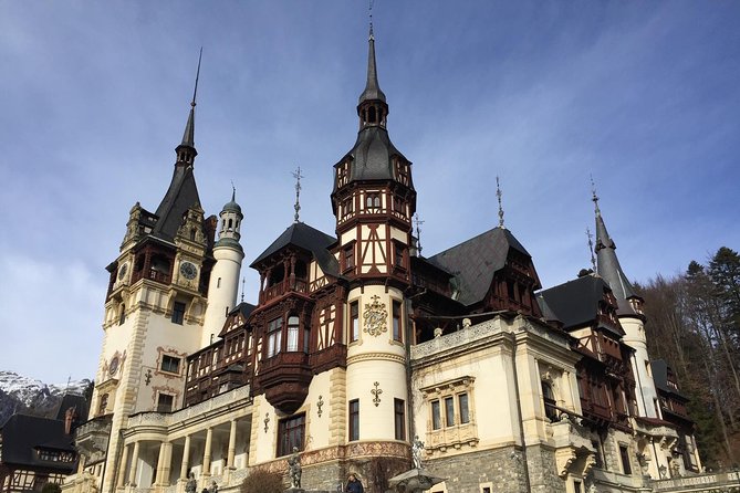 Private Day Trip to Peles Castle, Draculas Castle and Brasov