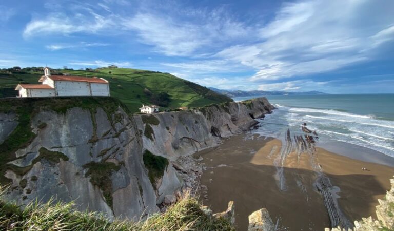 Private Tour Of San Sebastian, Zumaia And Loyola Vibrant Old Town Exploration