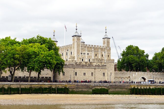 Private Tour: Tower Of London With Private Guide Tour Overview