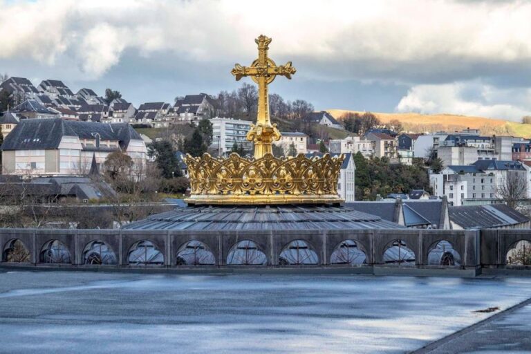 Private Transfer From Barcelona To Lourdes In France Experienced And Friendly Driver