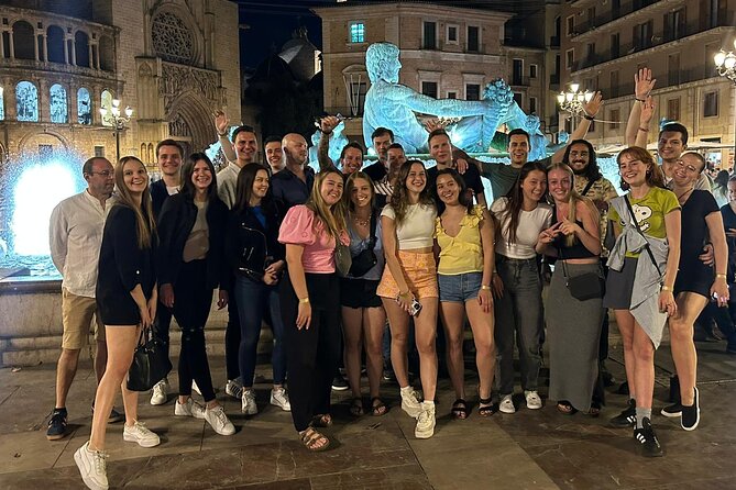 Pub Crawl Tour in the Old Town of Valencia