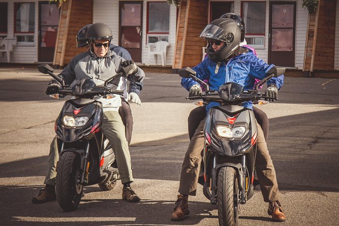 Quebec City: Double Scooter Rental Île D'orléans Exploring Île Dorléans