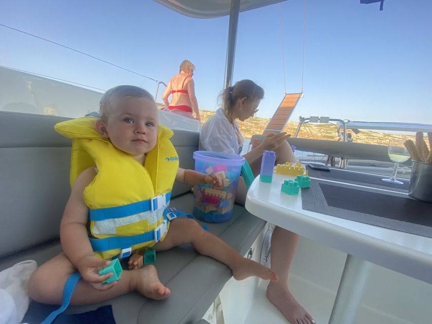 Rethymno: Private Catamaran Cruise With Meal and Drinks - Activity Overview