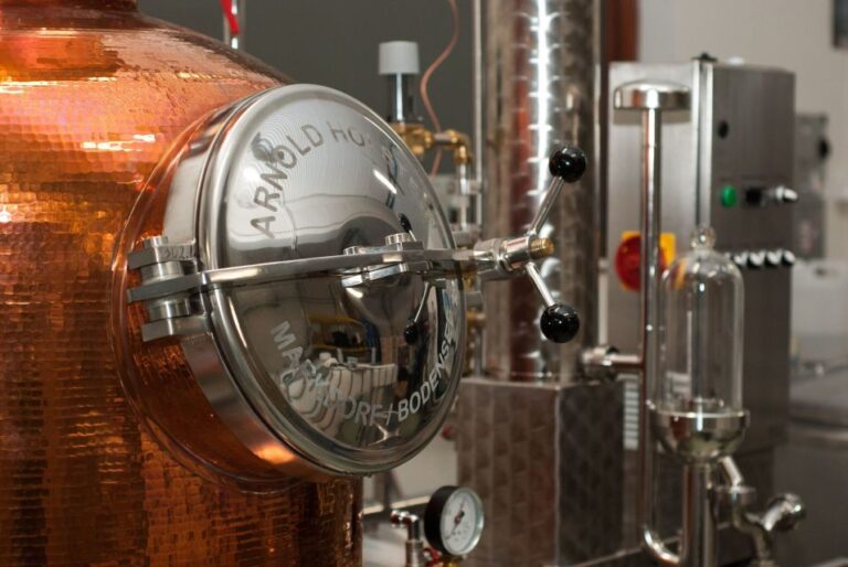 Reykjavik: Eimverk Distillery Tour With Tasting Tour Overview