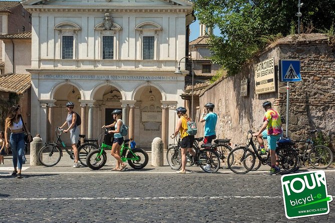 Rome: Appian Way Catacombs and Aqueducts Bike Tour - Tour Overview