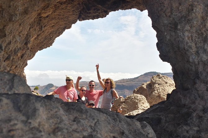 Roque Nublo & Gran Canaria Highlights by 2 Native Guides