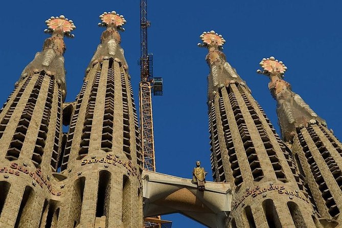 Sagrada Familia Private Tour With Skip-The-Line Ticket - Overview of Sagrada Familia