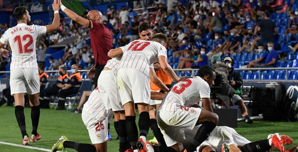 Seville: Sevilla FC Match Tickets at Ramón Sánchez-Pizjuán - Stadium and Seating Options