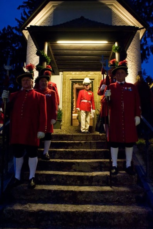 Silent Night Oberndorf Christmas Eve Tour From Salzburg Guided Tour Through Snowy Foothills