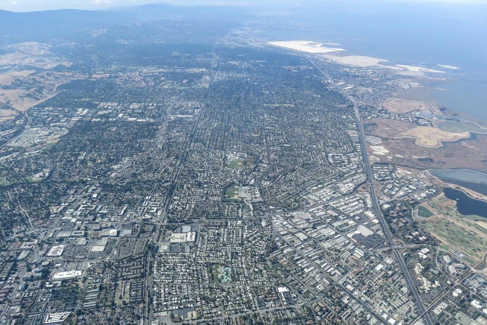 Silicon Valley: 45-Minute Sightseeing Flight - Tech Giants Galore