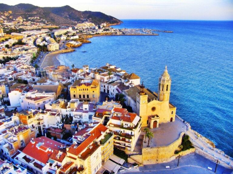 Sitges: Private 5 Hour Tour From Barcelona Exploring Sitges Old Town