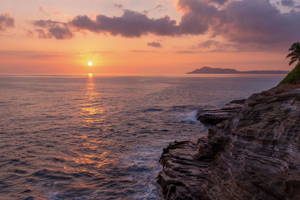 Small Group Tour of East Honolulu With Sunset - Tour Overview